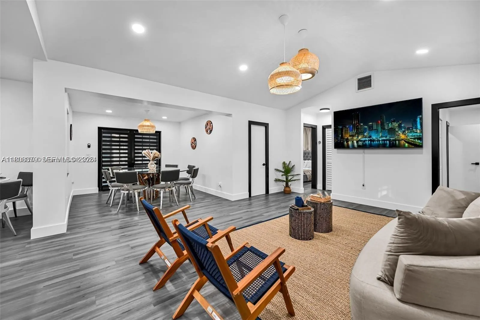 7335 Sw 104th St, Pinecrest, Florida 33156, Pinecrest, Florida 33156, 5 Bedrooms Bedrooms, ,5 BathroomsBathrooms,Residential Lease,For Rent,7335 Sw 104th St, Pinecrest, Florida 33156,A11808379