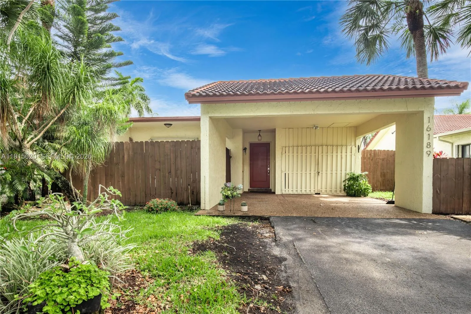 16189 Laurel Dr 25, Weston, Florida 33326, Weston, Florida 33326, 2 Bedrooms Bedrooms, ,2 BathroomsBathrooms,Residential,For Sale,16189 Laurel Dr 25, Weston, Florida 33326,A11815620