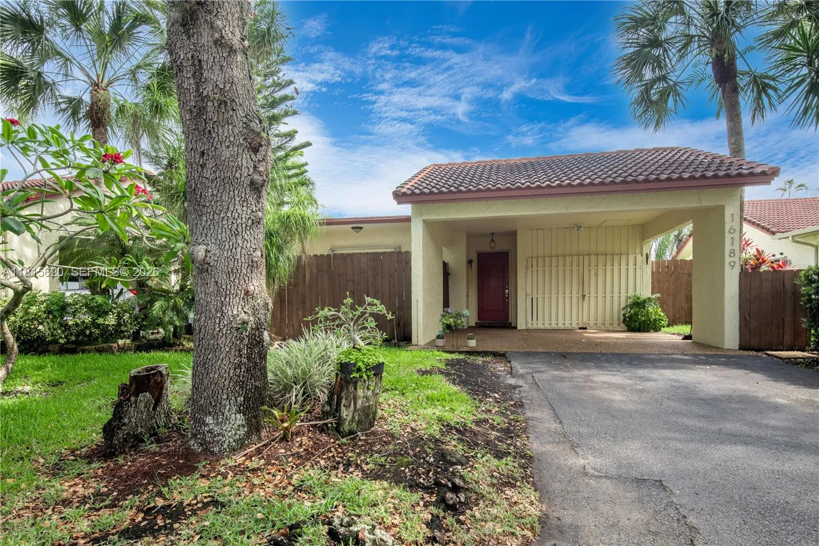 16189 Laurel Dr 25, Weston, Florida 33326, Weston, Florida 33326, 2 Bedrooms Bedrooms, ,2 BathroomsBathrooms,Residential,For Sale,16189 Laurel Dr 25, Weston, Florida 33326,A11815620