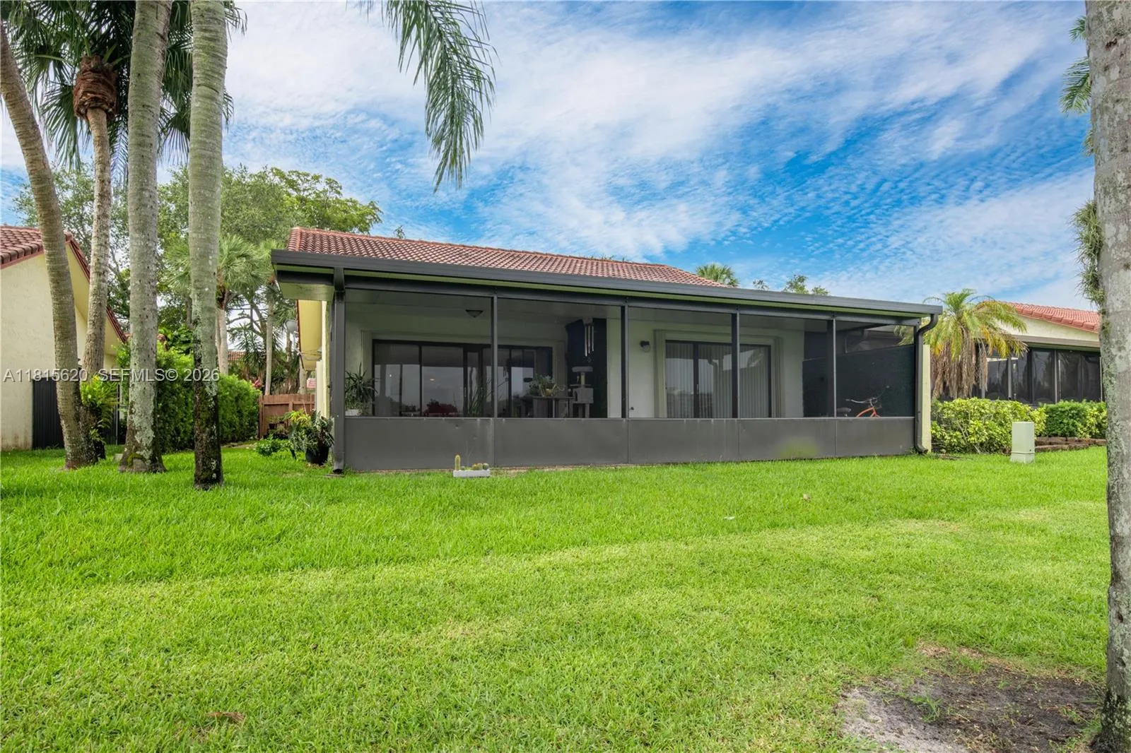 16189 Laurel Dr 25, Weston, Florida 33326, Weston, Florida 33326, 2 Bedrooms Bedrooms, ,2 BathroomsBathrooms,Residential,For Sale,16189 Laurel Dr 25, Weston, Florida 33326,A11815620