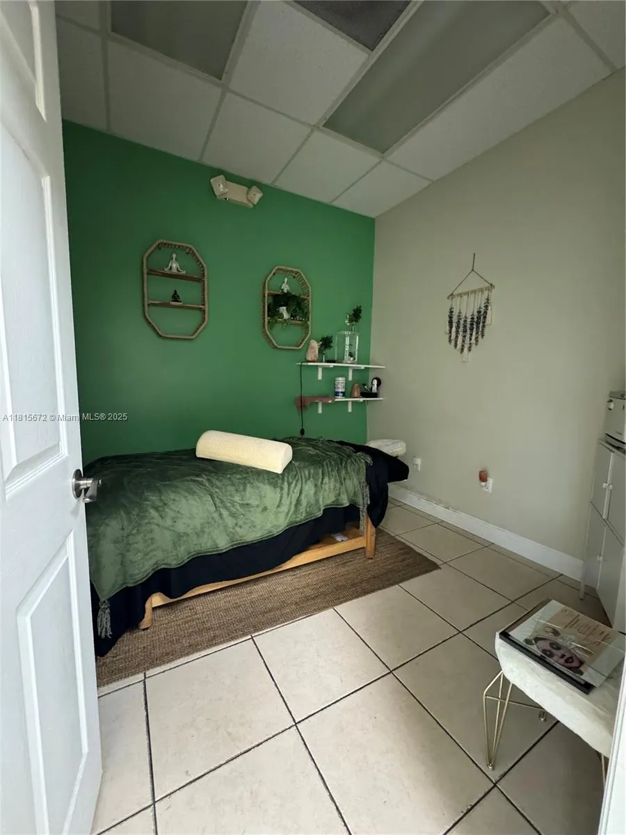 8759 Nw 50th St 8, Lauderhill, Florida 33351, Lauderhill, Florida 33351, ,Commercial Lease,For Rent,8759 Nw 50th St 8, Lauderhill, Florida 33351,A11815672