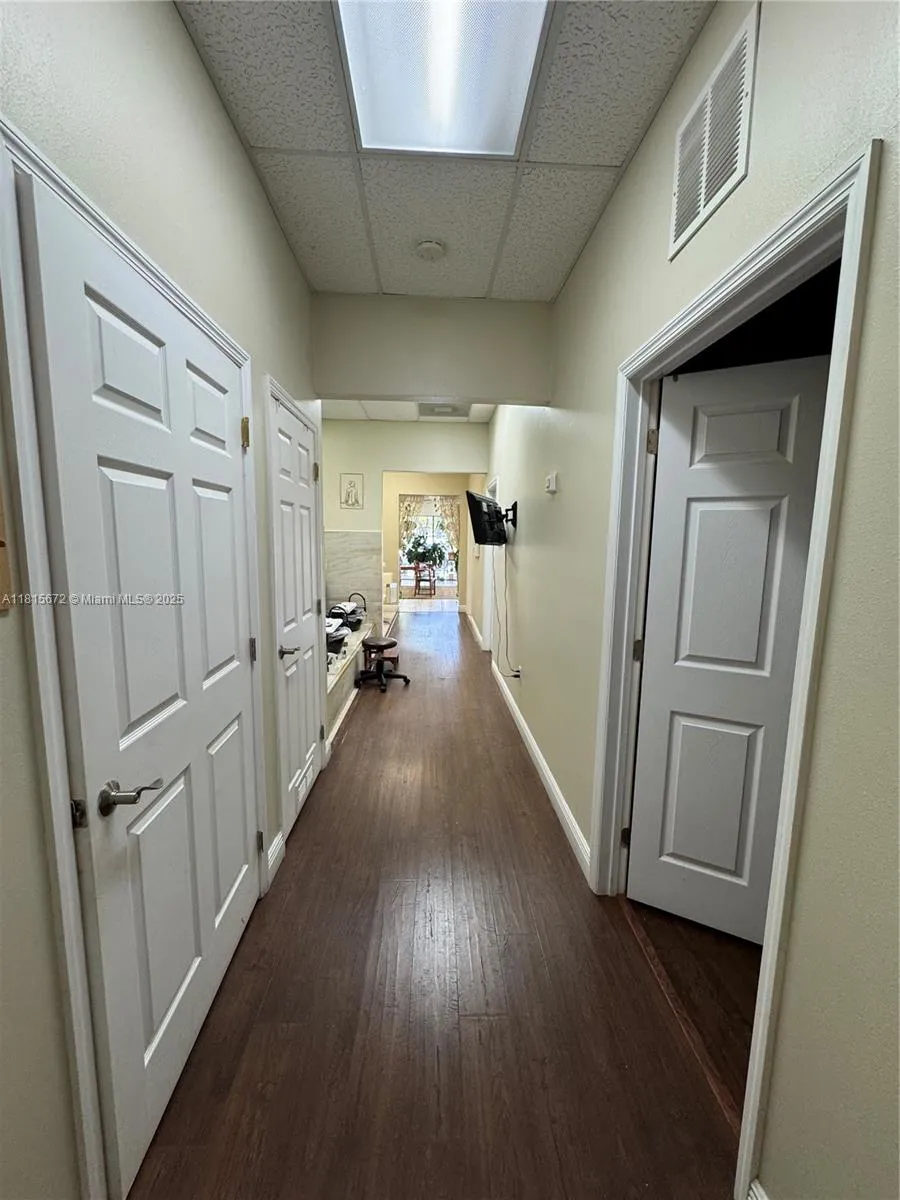 8759 Nw 50th St 8, Lauderhill, Florida 33351, Lauderhill, Florida 33351, ,Commercial Lease,For Rent,8759 Nw 50th St 8, Lauderhill, Florida 33351,A11815672