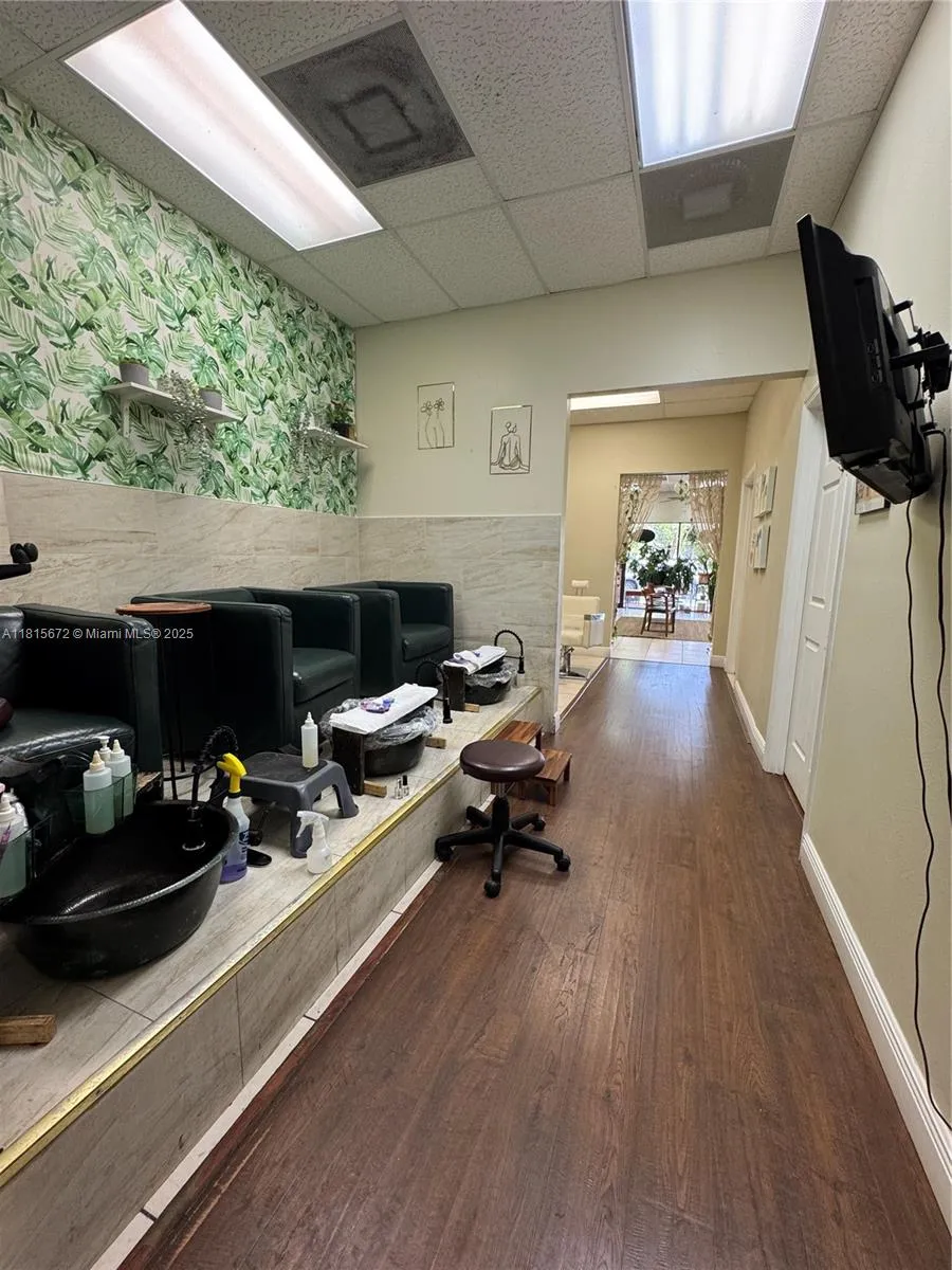 8759 Nw 50th St 8, Lauderhill, Florida 33351, Lauderhill, Florida 33351, ,Commercial Lease,For Rent,8759 Nw 50th St 8, Lauderhill, Florida 33351,A11815672