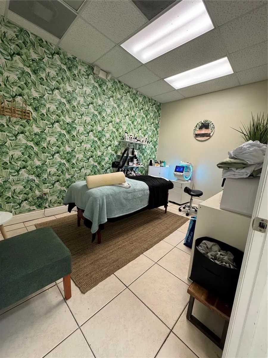 8759 Nw 50th St 8, Lauderhill, Florida 33351, Lauderhill, Florida 33351, ,Commercial Lease,For Rent,8759 Nw 50th St 8, Lauderhill, Florida 33351,A11815672