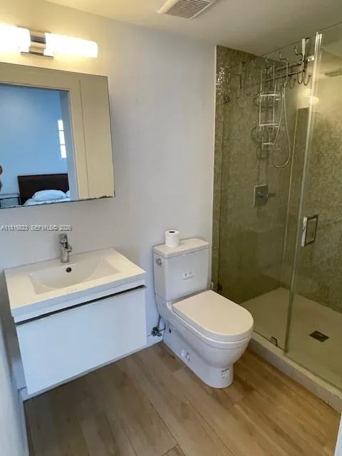 700 16th St 204, Miami Beach, Florida 33139, Miami Beach, Florida 33139, 1 Bedroom Bedrooms, ,1 BathroomBathrooms,Residential Lease,For Rent,700 16th St 204, Miami Beach, Florida 33139,A11815823