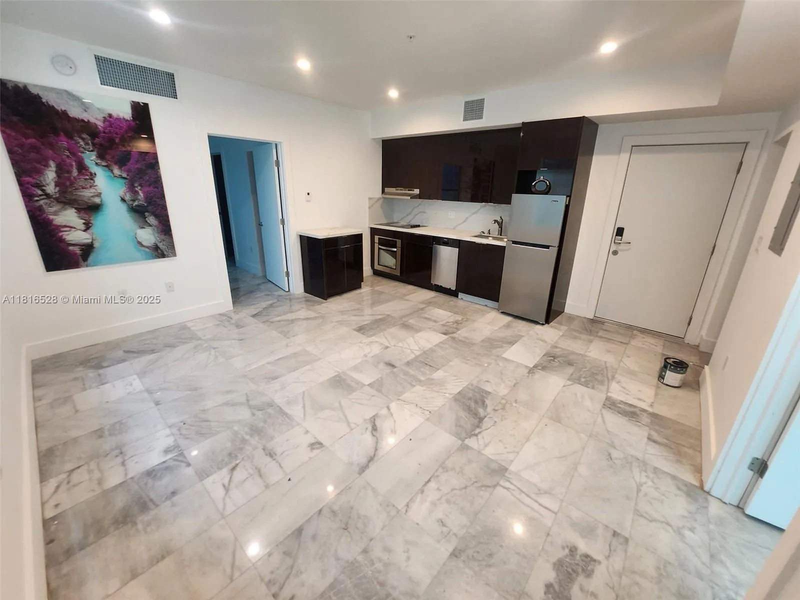 Miami Beach, Florida 33139, ,Commercial Sale,For Sale,A11816528