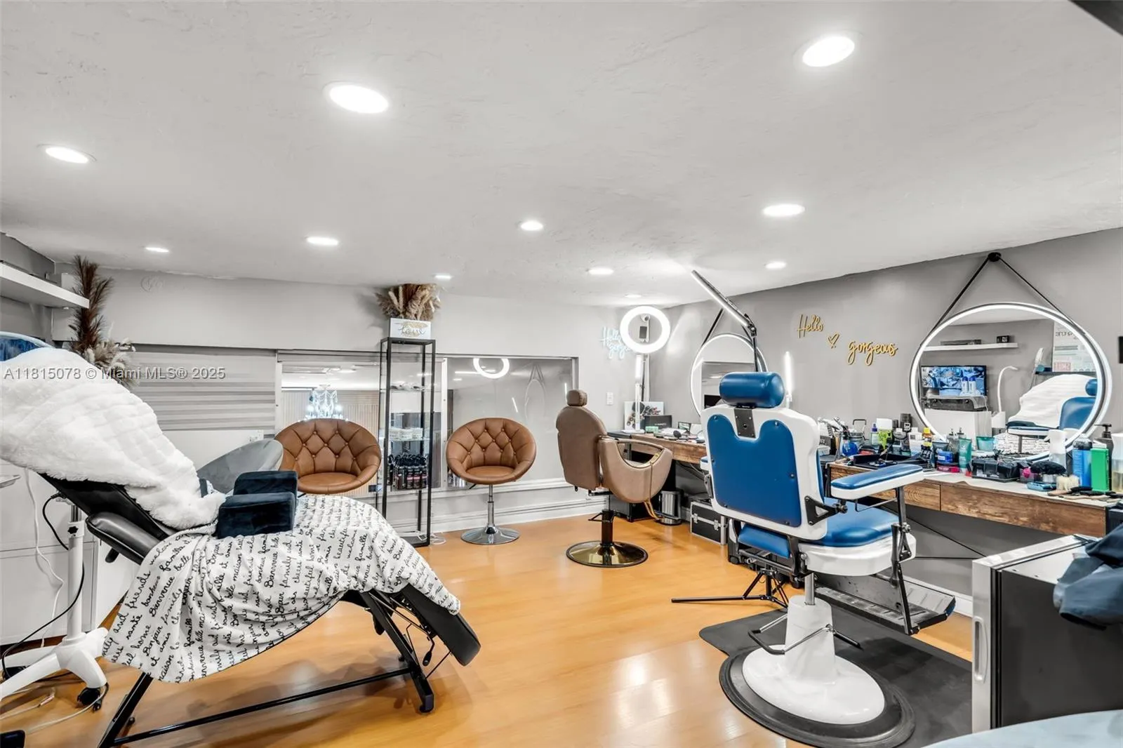 1913 Ponce De Leon Blvd, Coral Gables, Florida 331, Coral Gables, Florida 33134, ,Business Opportunity,For Sale,1913 Ponce De Leon Blvd, Coral Gables, Florida 331,A11815078