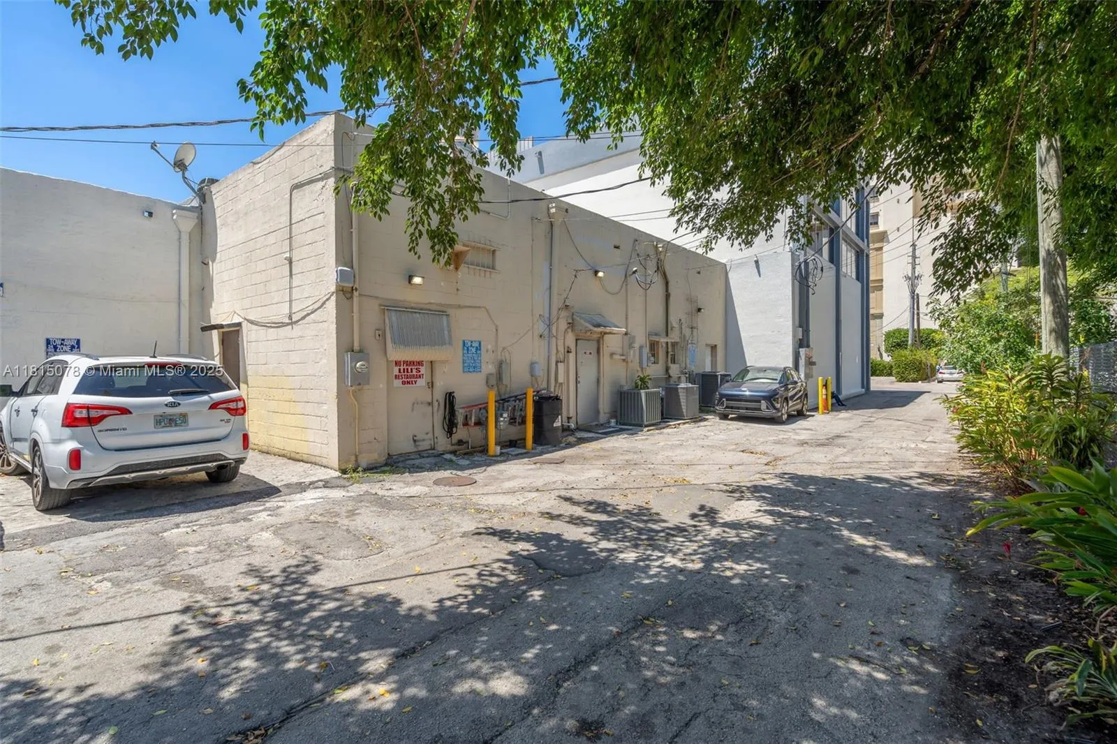 1913 Ponce De Leon Blvd, Coral Gables, Florida 331, Coral Gables, Florida 33134, ,Business Opportunity,For Sale,1913 Ponce De Leon Blvd, Coral Gables, Florida 331,A11815078