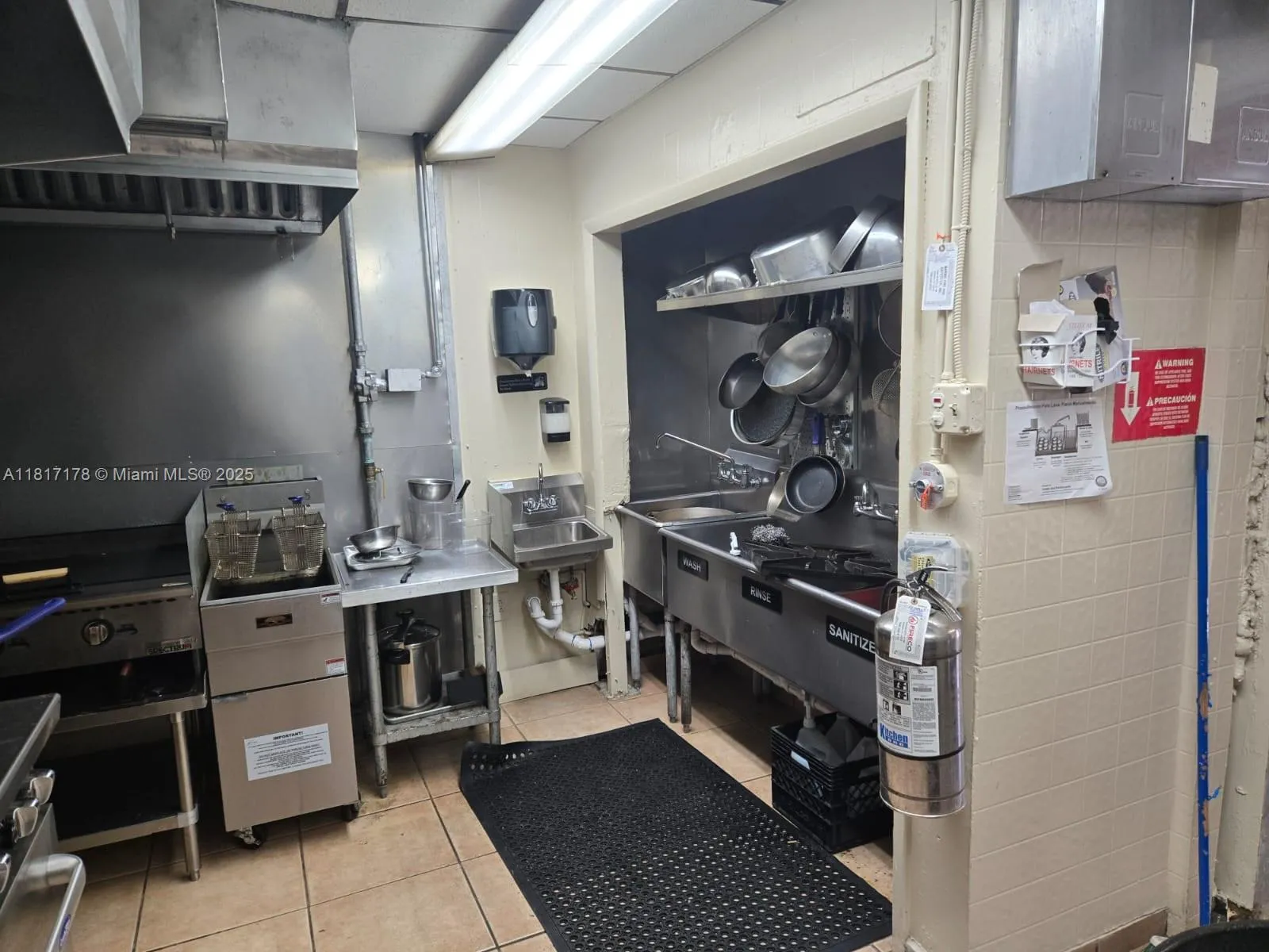 1426 W 49 St, Hialeah, Florida 33012, Hialeah, Florida 33012, ,Business Opportunity,For Sale,1426 W 49 St, Hialeah, Florida 33012,A11817178