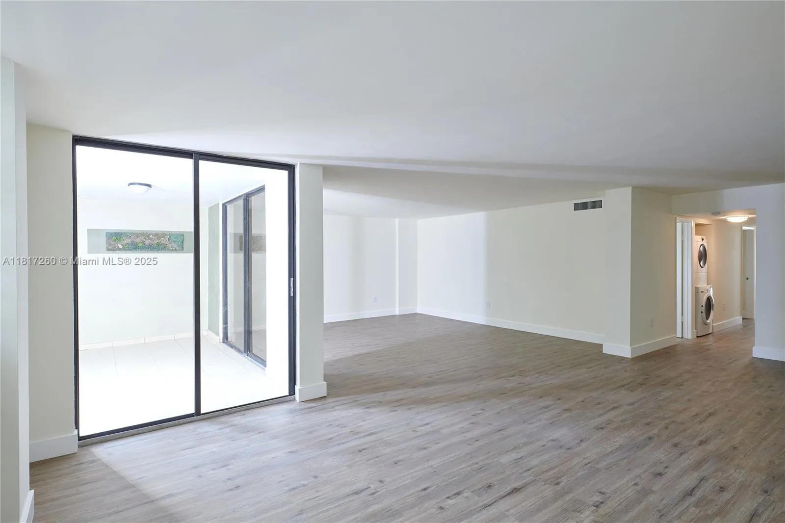 at 5845 Collins Ave, Miami Beach, FL 33140 Unit For Sale 2 Bedrooms 3 Bathrooms MLS# A11817260 Price $985,000 1723