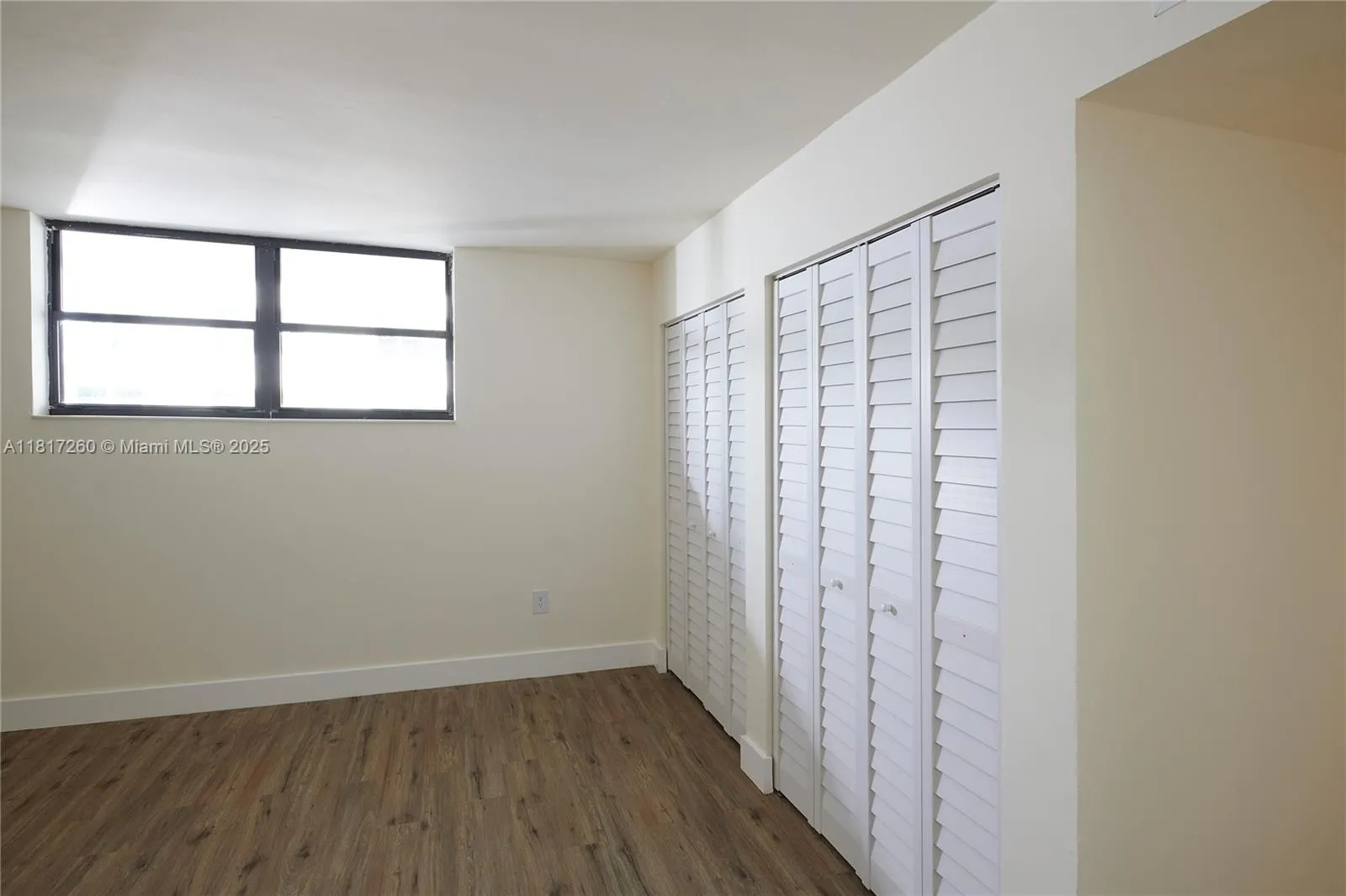 at 5845 Collins Ave, Miami Beach, FL 33140 Unit For Sale 2 Bedrooms 3 Bathrooms MLS# A11817260 Price $985,000 1723
