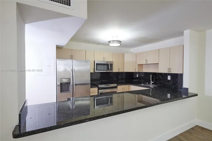 at 5845 Collins Ave, Miami Beach, FL 33140 Unit For Sale 2 Bedrooms 3 Bathrooms MLS# A11817260 Price $985,000 1723