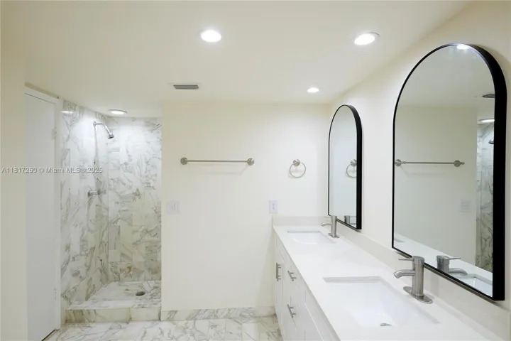 at 5845 Collins Ave, Miami Beach, FL 33140 Unit For Sale 2 Bedrooms 3 Bathrooms MLS# A11817260 Price $985,000 1723