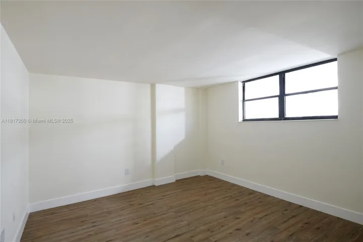 at 5845 Collins Ave, Miami Beach, FL 33140 Unit For Sale 2 Bedrooms 3 Bathrooms MLS# A11817260 Price $985,000 1723