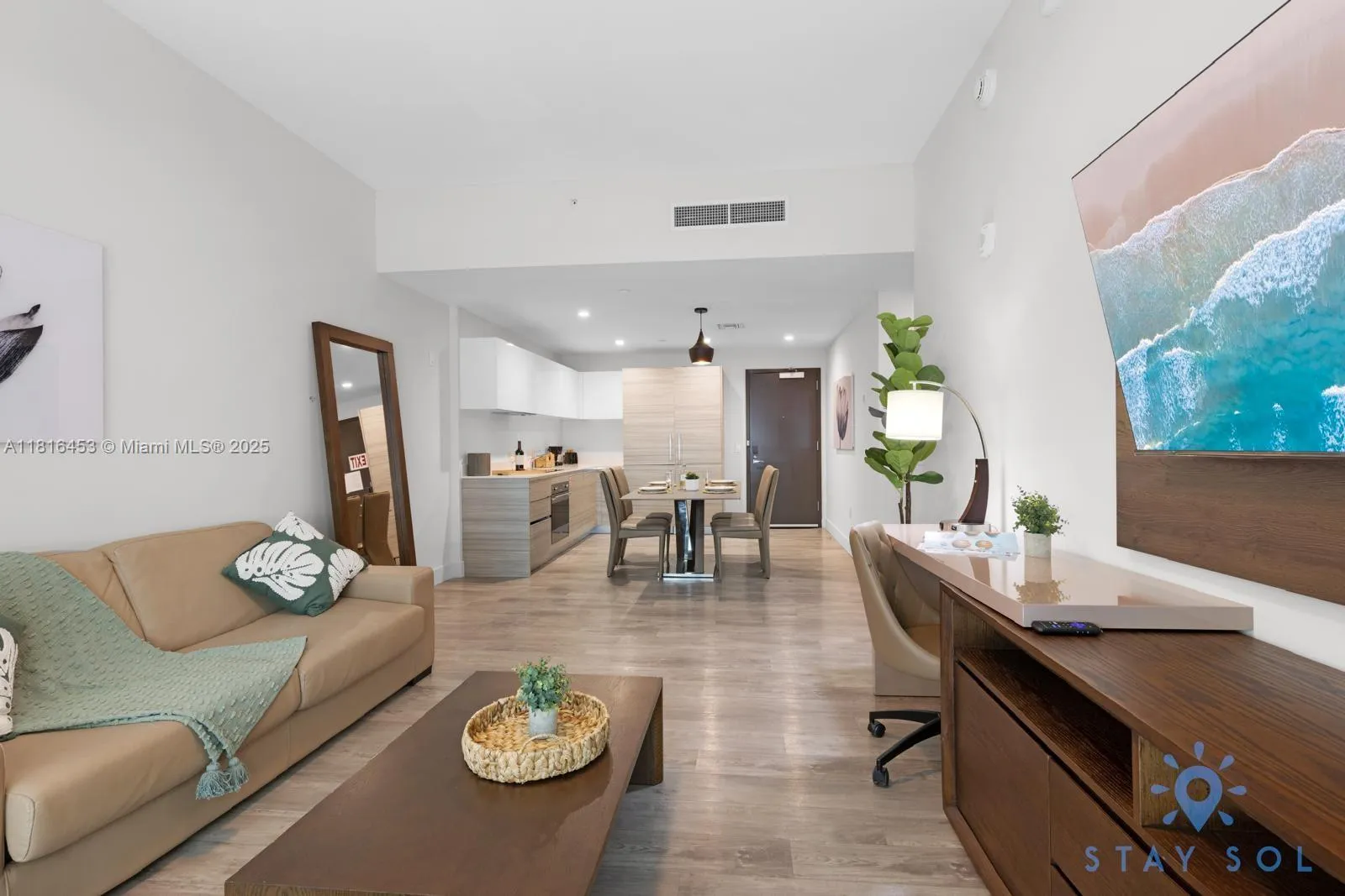 777 N Ocean Dr N219, Hollywood, Florida 33019, Hollywood, Florida 33019, 1 Bedroom Bedrooms, ,1 BathroomBathrooms,Residential,For Sale,777 N Ocean Dr N219, Hollywood, Florida 33019,A11816453