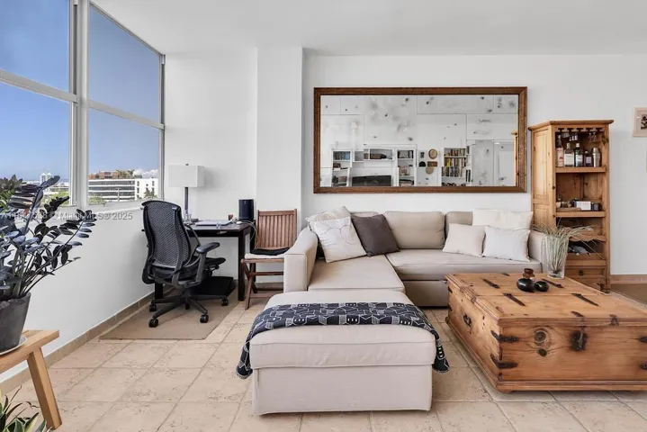 at 20 Island Ave, Miami Beach, FL 33139 Unit For Sale 1 Bedroom 2 Bathrooms MLS# A11817538 Price $589,000 856