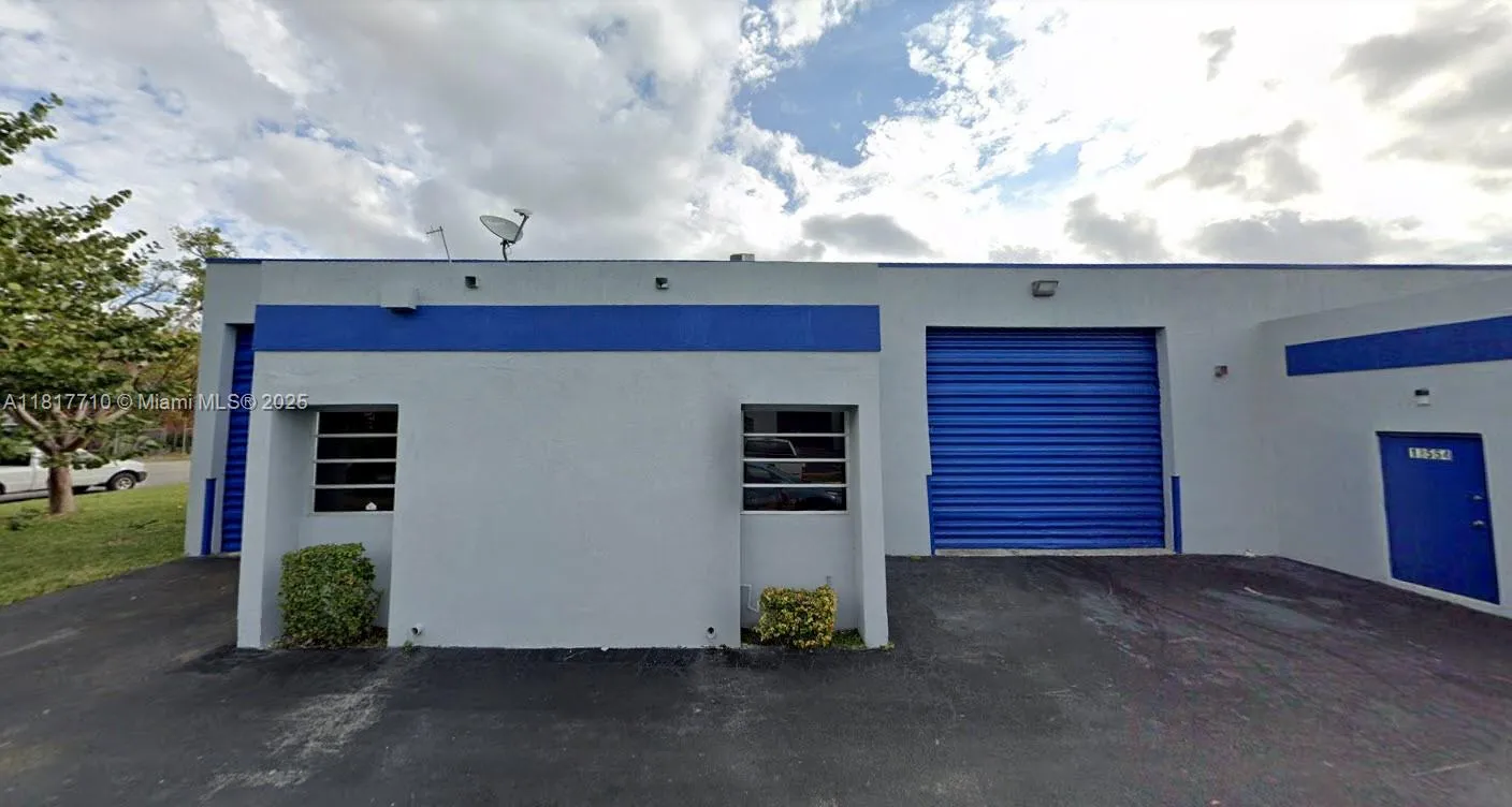 13552 Sw 129th St, Miami, Florida 33186, Miami, Florida 33186, ,Commercial Lease,For Rent,13552 Sw 129th St, Miami, Florida 33186,A11817710