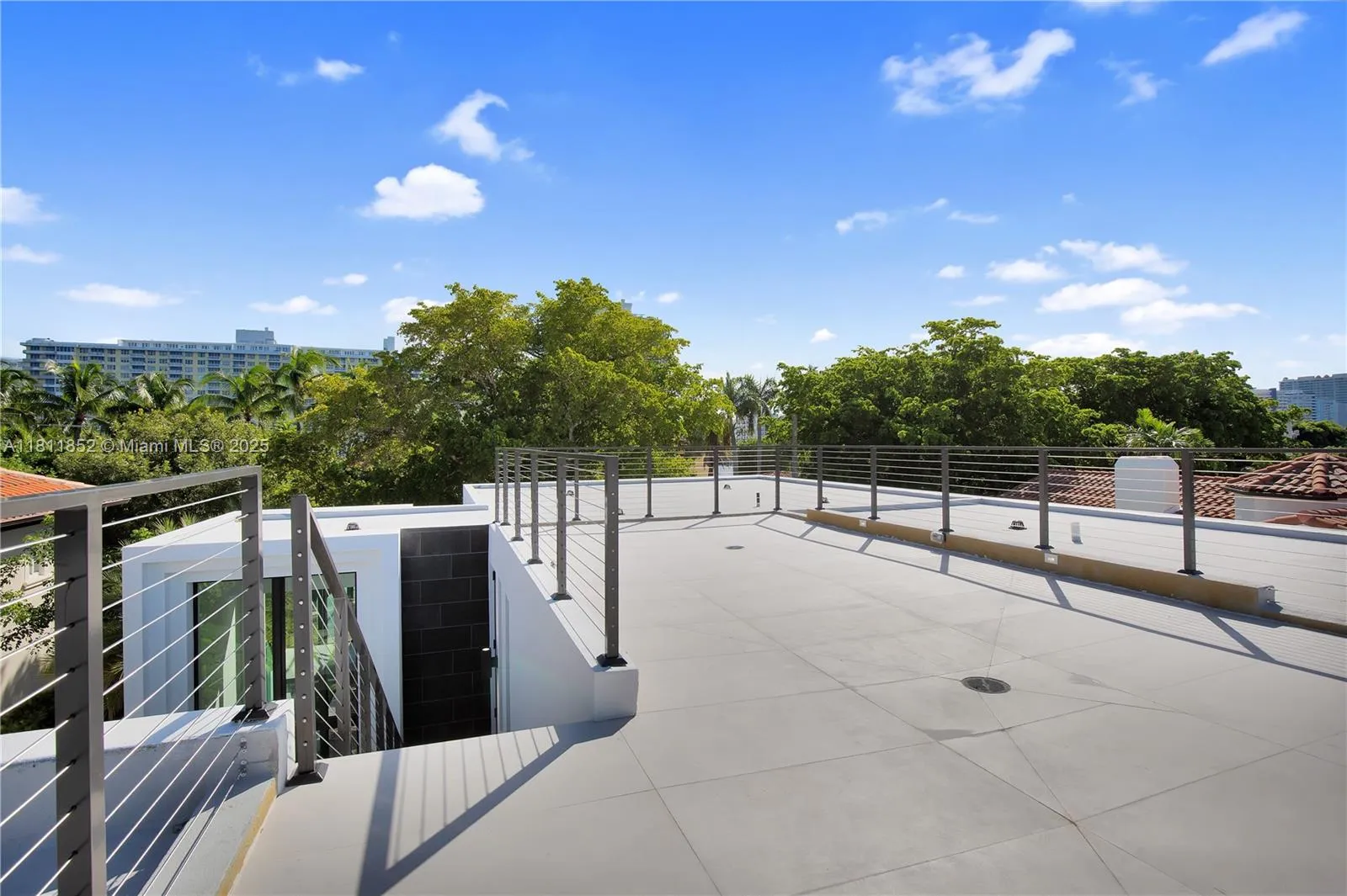 at 5630 Pine Tree Dr, Miami Beach, FL 33140 Unit For Sale 5 Bedrooms 6 Bathrooms MLS# A11811852 Price $6,200,000 4062