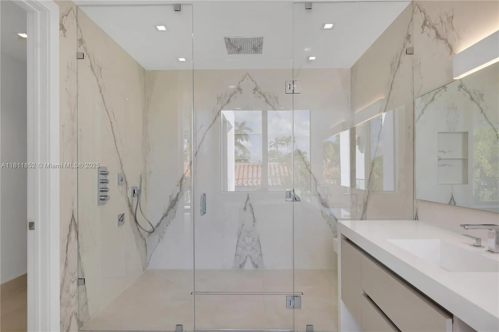 at 5630 Pine Tree Dr, Miami Beach, FL 33140 Unit For Sale 5 Bedrooms 6 Bathrooms MLS# A11811852 Price $6,200,000 4062