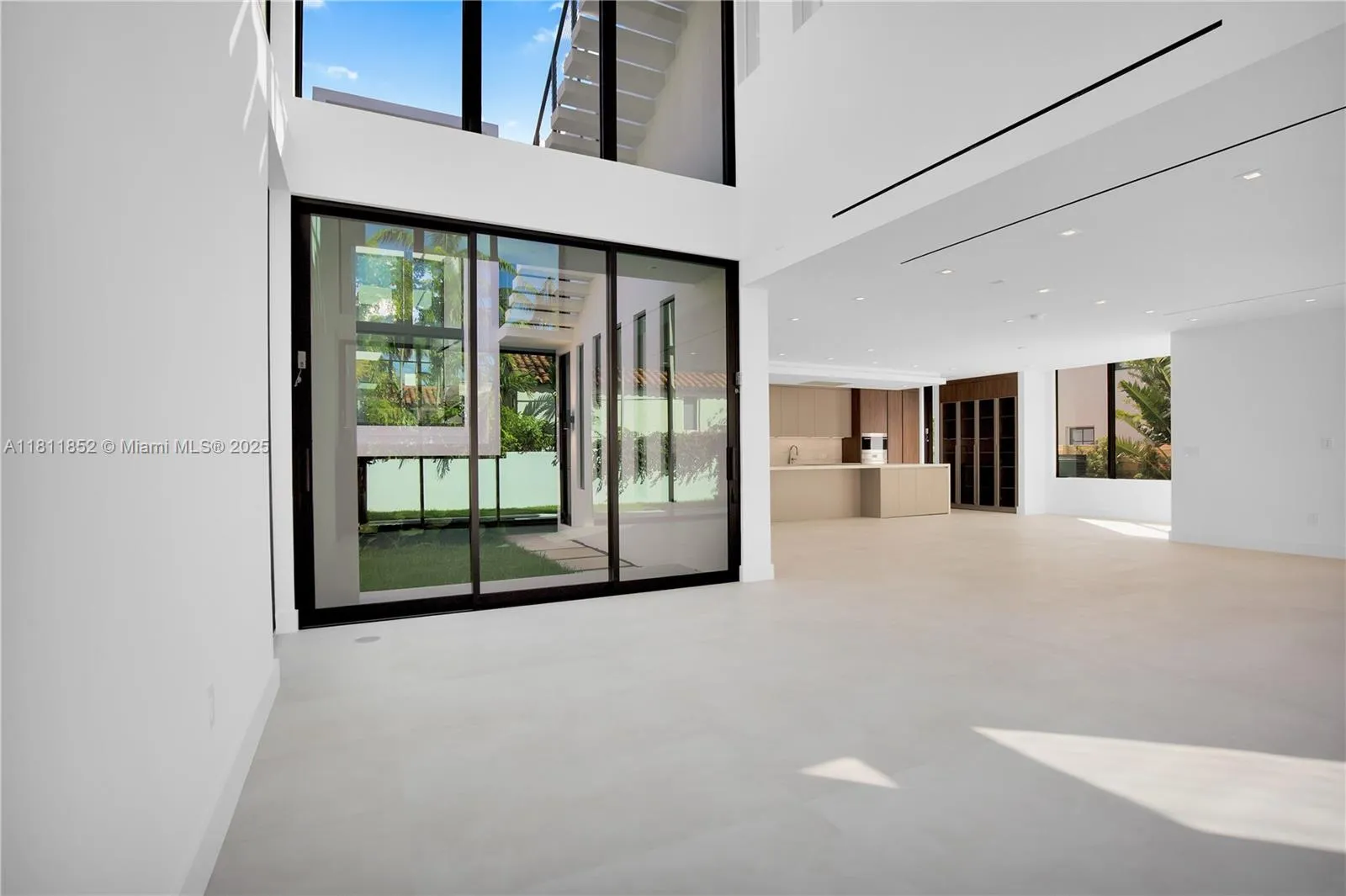 at 5630 Pine Tree Dr, Miami Beach, FL 33140 Unit For Sale 5 Bedrooms 6 Bathrooms MLS# A11811852 Price $6,200,000 4062