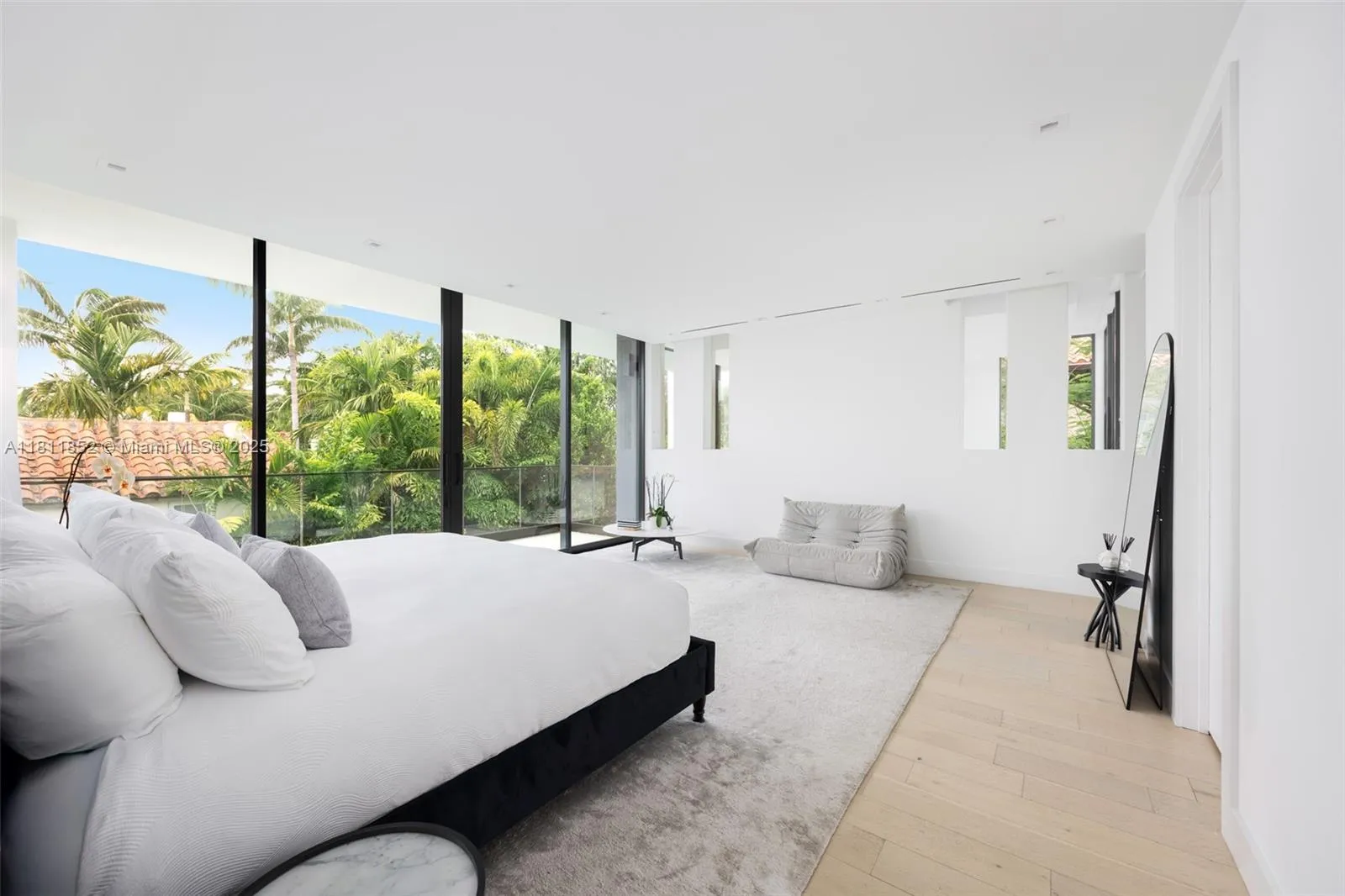at 5630 Pine Tree Dr, Miami Beach, FL 33140 Unit For Sale 5 Bedrooms 6 Bathrooms MLS# A11811852 Price $6,200,000 4062