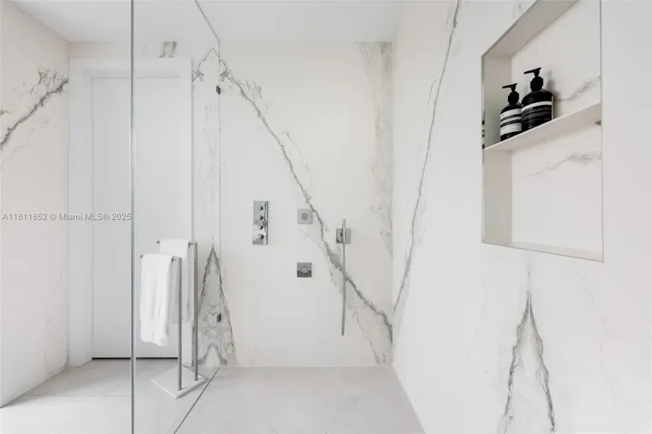 at 5630 Pine Tree Dr, Miami Beach, FL 33140 Unit For Sale 5 Bedrooms 6 Bathrooms MLS# A11811852 Price $6,200,000 4062