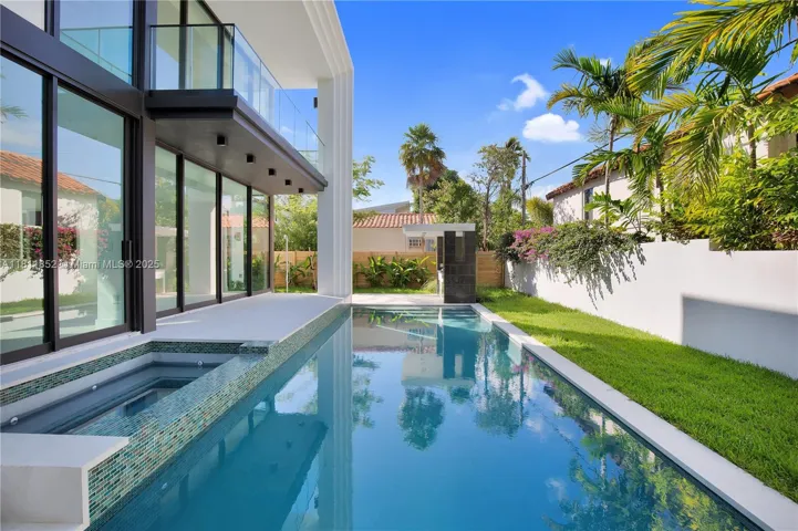 at 5630 Pine Tree Dr, Miami Beach, FL 33140 Unit For Sale 5 Bedrooms 6 Bathrooms MLS# A11811852 Price $6,200,000 4062