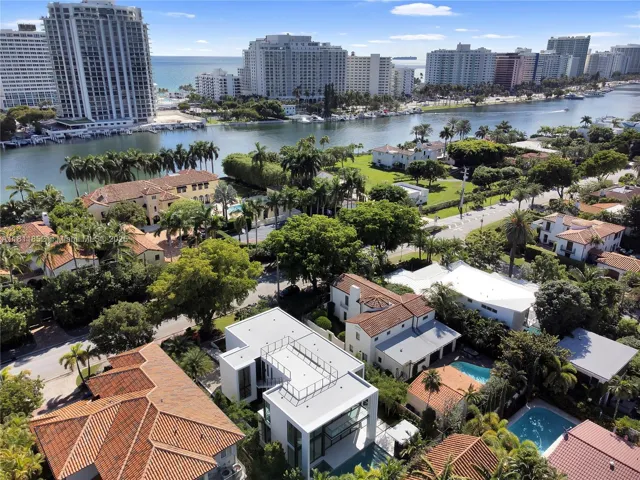 at 5630 Pine Tree Dr, Miami Beach, FL 33140 Unit For Sale 5 Bedrooms 6 Bathrooms MLS# A11811852 Price $6,200,000 4062