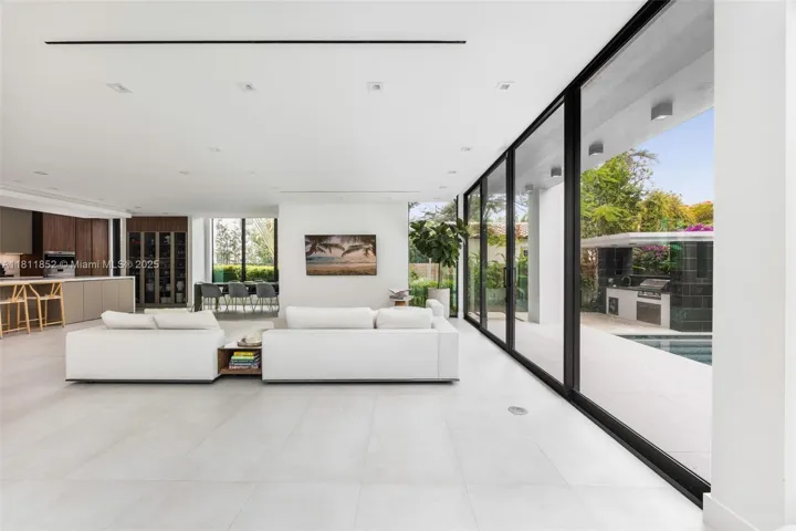 at 5630 Pine Tree Dr, Miami Beach, FL 33140 Unit For Sale 5 Bedrooms 6 Bathrooms MLS# A11811852 Price $6,200,000 4062