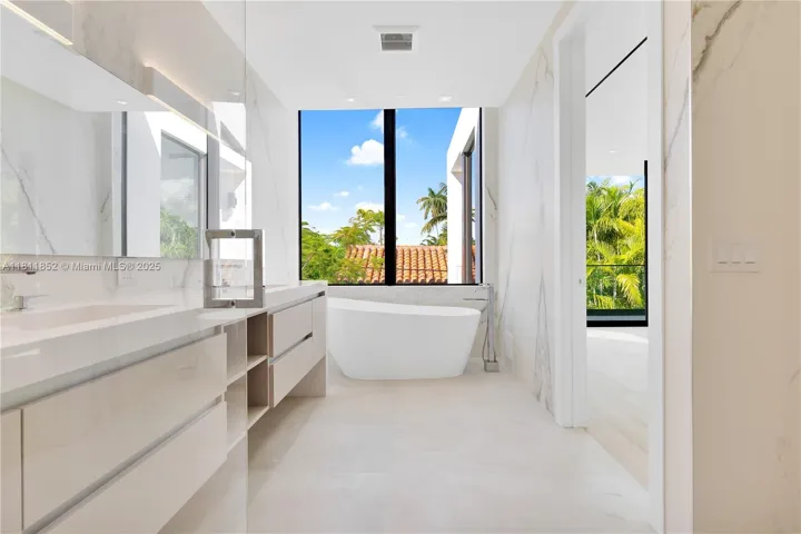 at 5630 Pine Tree Dr, Miami Beach, FL 33140 Unit For Sale 5 Bedrooms 6 Bathrooms MLS# A11811852 Price $6,200,000 4062