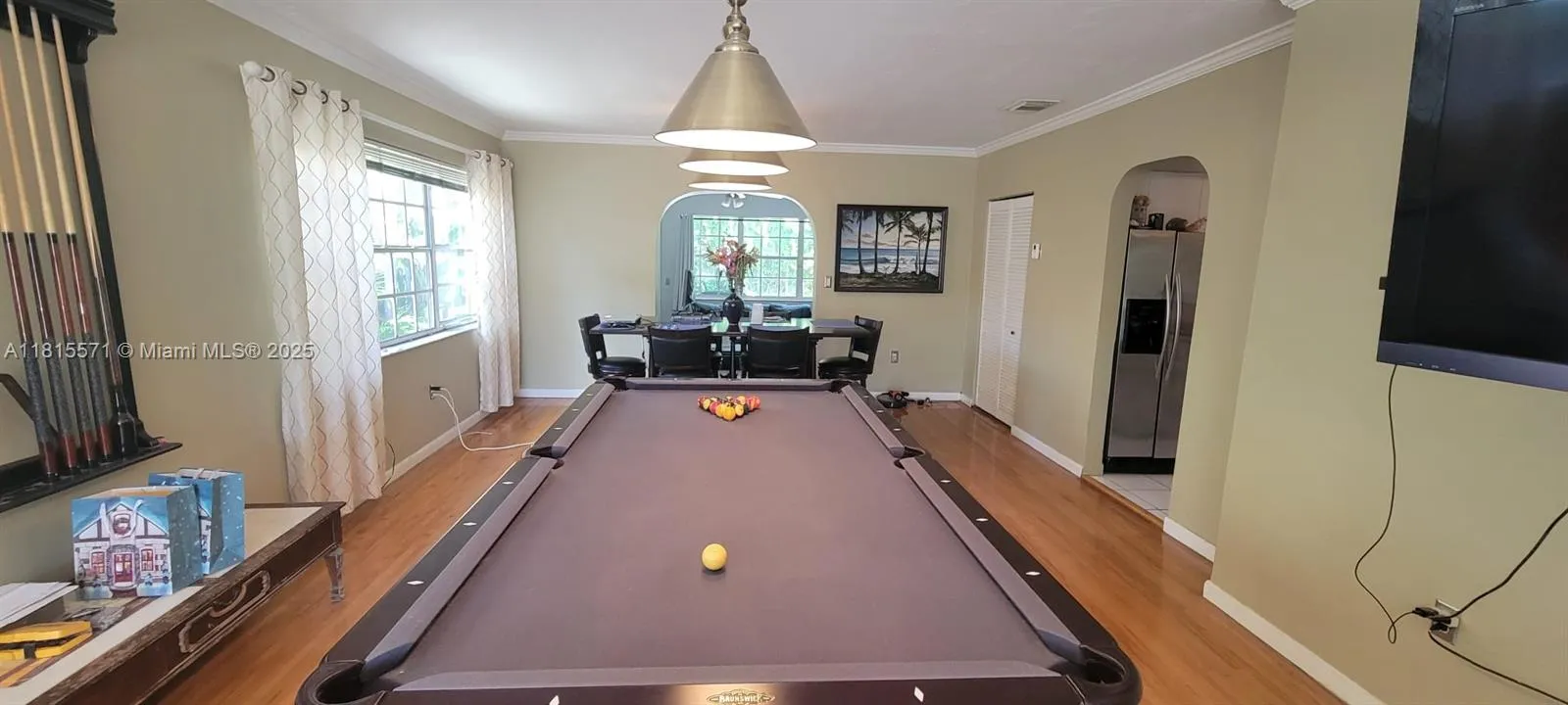 at 3325 Alton Rd, Miami Beach, FL 33140 Unit For Sale 3 Bedrooms 2 Bathrooms MLS# A11815571 Price $1,250,000 1682