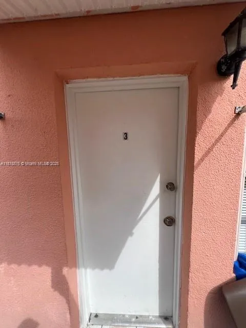 77 Northwest Blvd, Miami, Florida 33126, Miami, Florida 33126, ,Residential Income,For Sale,77 Northwest Blvd, Miami, Florida 33126,A11818575