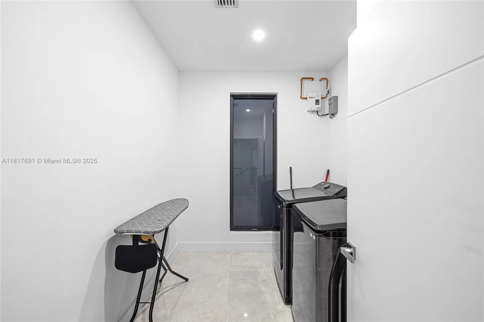 at 3660 12th St, Miami, FL 33135 Unit For Sale 5 Bedrooms 4 Bathrooms MLS# A11817691 Price $1,850,000 3104