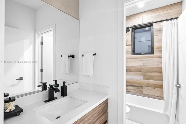 at 3660 12th St, Miami, FL 33135 Unit For Sale 5 Bedrooms 4 Bathrooms MLS# A11817691 Price $1,850,000 3104