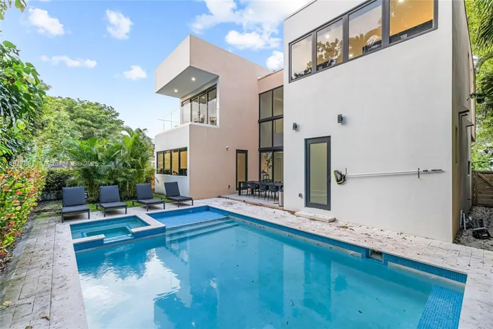 at 3660 12th St, Miami, FL 33135 Unit For Sale 5 Bedrooms 4 Bathrooms MLS# A11817691 Price $1,850,000 3104