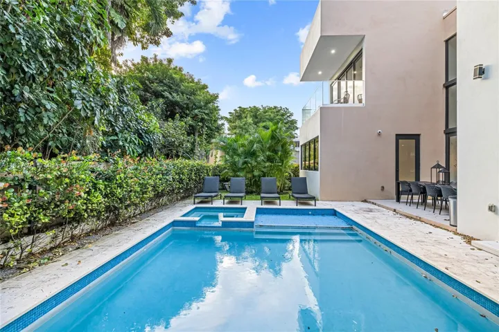 at 3660 12th St, Miami, FL 33135 Unit For Sale 5 Bedrooms 4 Bathrooms MLS# A11817691 Price $1,850,000 3104