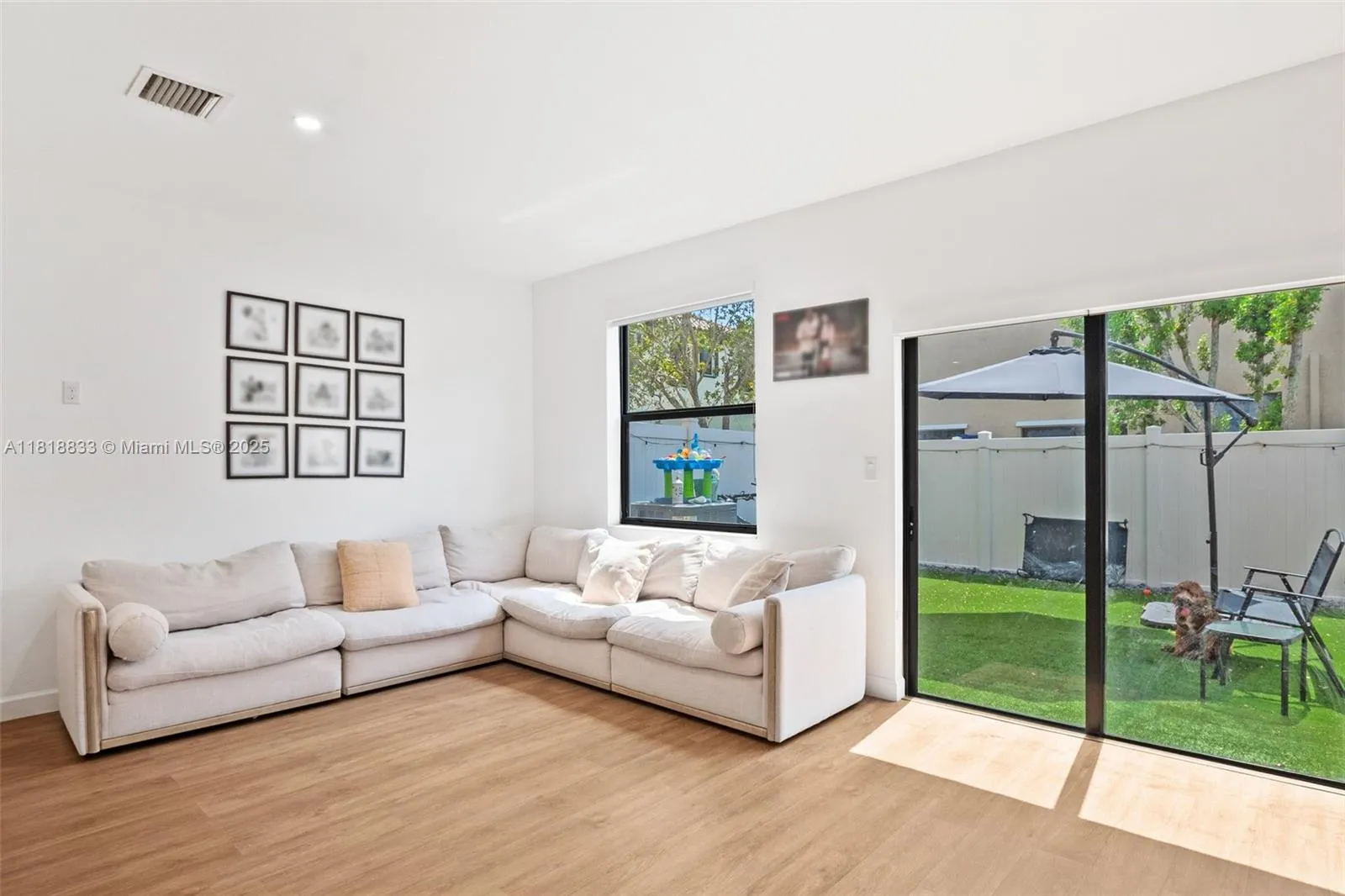 9362 W 33rd Ln, Hialeah, Florida 33018, Hialeah, Florida 33018, 2 Bedrooms Bedrooms, ,2 BathroomsBathrooms,Residential,For Sale,9362 W 33rd Ln, Hialeah, Florida 33018,A11818833