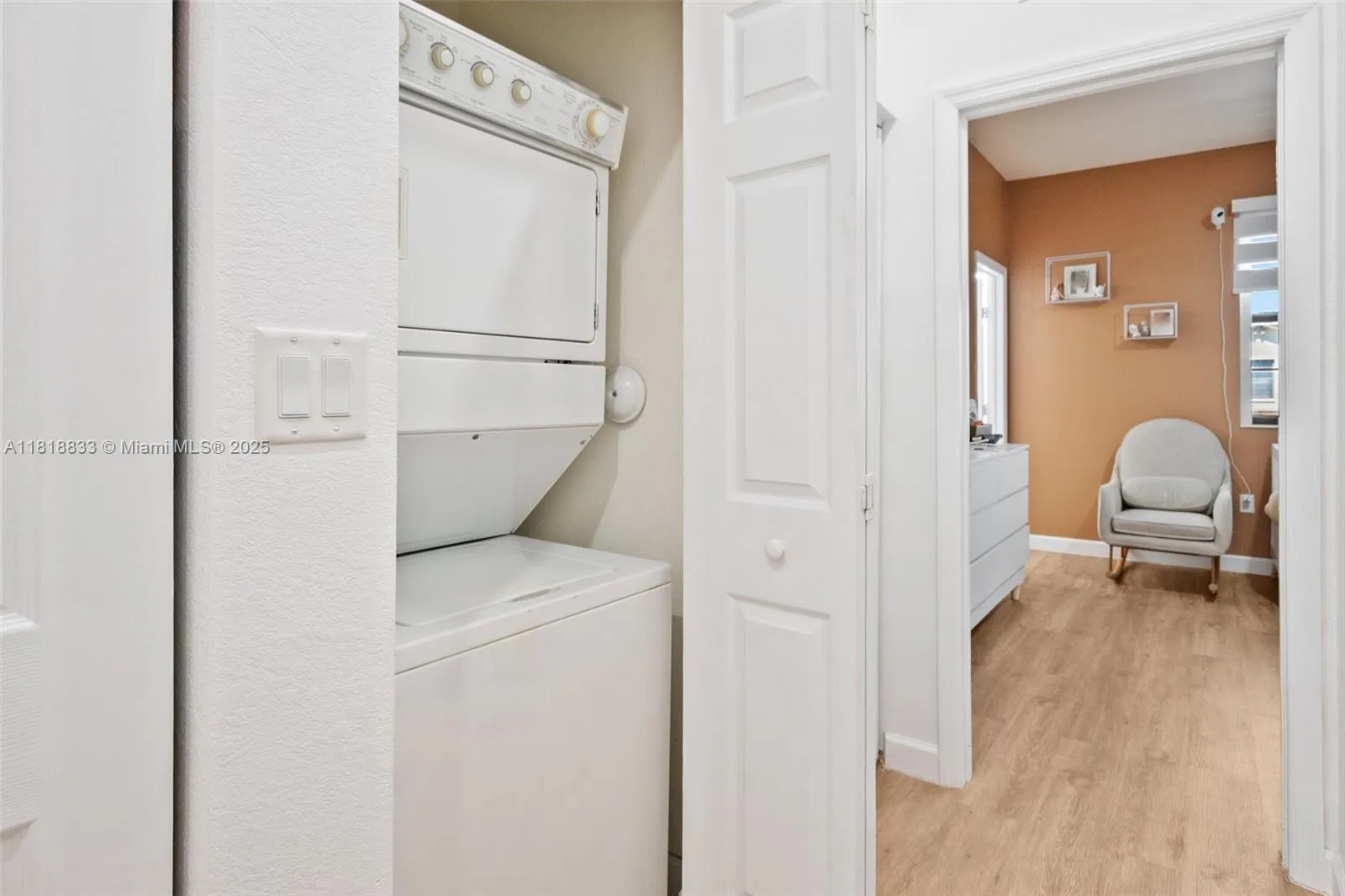 9362 W 33rd Ln, Hialeah, Florida 33018, Hialeah, Florida 33018, 2 Bedrooms Bedrooms, ,2 BathroomsBathrooms,Residential,For Sale,9362 W 33rd Ln, Hialeah, Florida 33018,A11818833