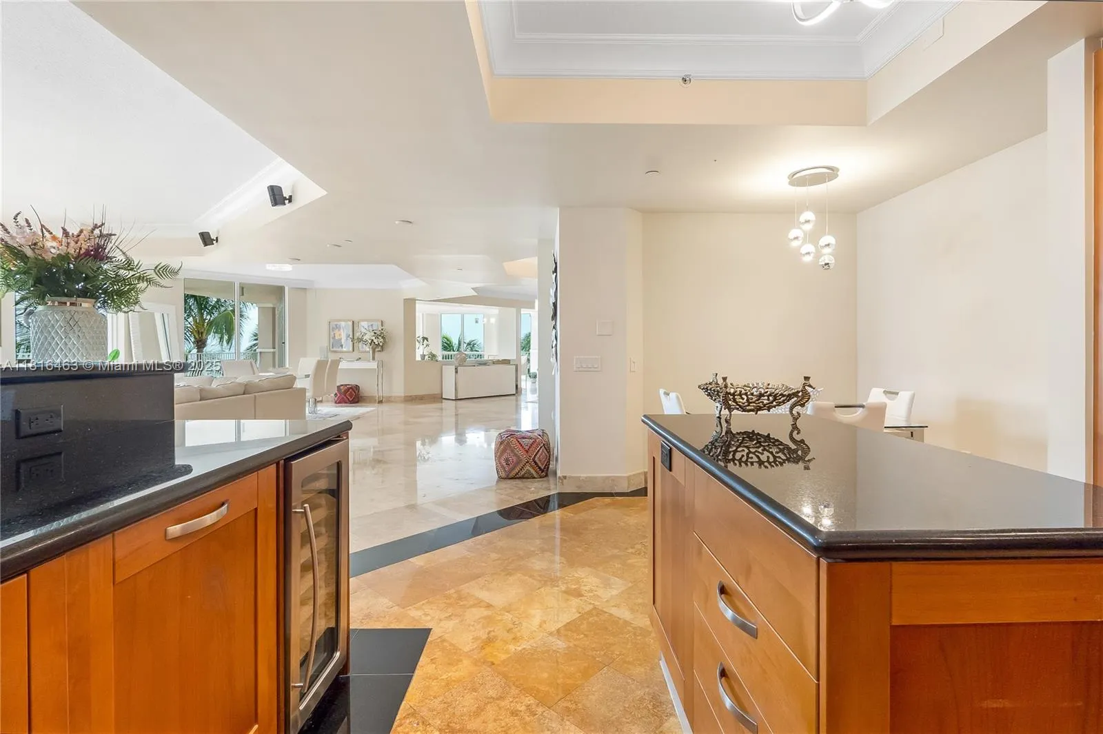 1460 S Ocean Blvd 304, Lauderdale By The Sea, Flor, Lauderdale By The Sea, Florida 33062, 3 Bedrooms Bedrooms, ,3 BathroomsBathrooms,Residential,For Sale,1460 S Ocean Blvd 304, Lauderdale By The Sea, Flor,A11816463