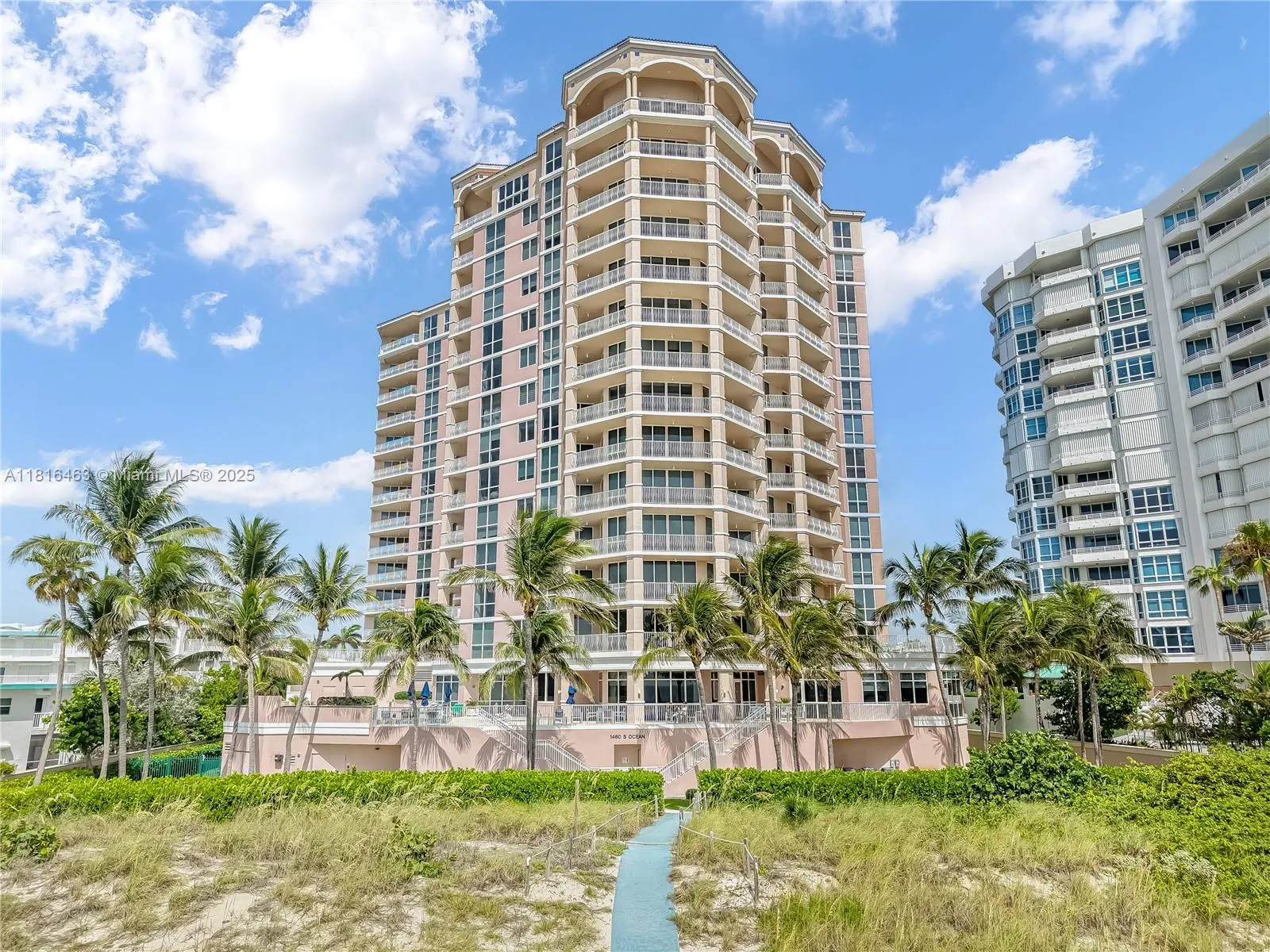 1460 S Ocean Blvd 304, Lauderdale By The Sea, Flor, Lauderdale By The Sea, Florida 33062, 3 Bedrooms Bedrooms, ,3 BathroomsBathrooms,Residential,For Sale,1460 S Ocean Blvd 304, Lauderdale By The Sea, Flor,A11816463