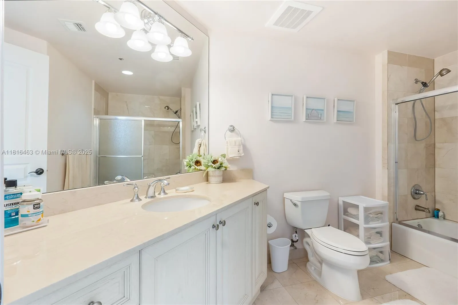 1460 S Ocean Blvd 304, Lauderdale By The Sea, Flor, Lauderdale By The Sea, Florida 33062, 3 Bedrooms Bedrooms, ,3 BathroomsBathrooms,Residential,For Sale,1460 S Ocean Blvd 304, Lauderdale By The Sea, Flor,A11816463