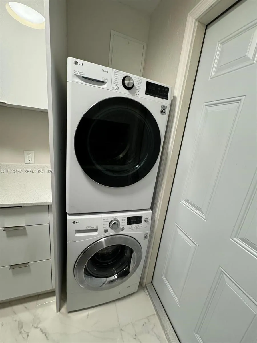 516 Nw 18th Ave, Fort Lauderdale, Florida 33311, Fort Lauderdale, Florida 33311, ,Residential Income,For Sale,516 Nw 18th Ave, Fort Lauderdale, Florida 33311,A11819437