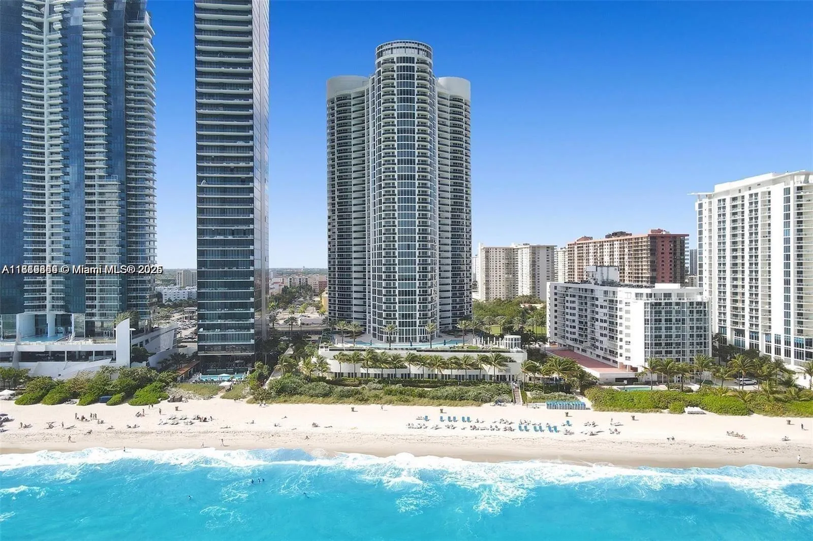 at 17201 Collins Ave, Sunny Isles Beach, FL 33160 Unit For Rent 2 Bedrooms 2 Bathrooms MLS# A11819844 Price $5,650 1396