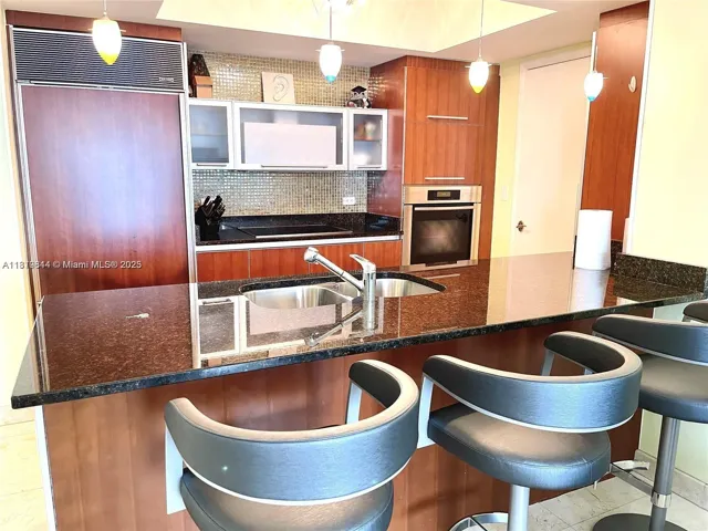 at 17201 Collins Ave, Sunny Isles Beach, FL 33160 Unit For Rent 2 Bedrooms 2 Bathrooms MLS# A11819844 Price $5,650 1396