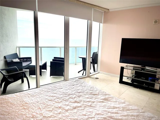 at 17201 Collins Ave, Sunny Isles Beach, FL 33160 Unit For Rent 2 Bedrooms 2 Bathrooms MLS# A11819844 Price $5,650 1396