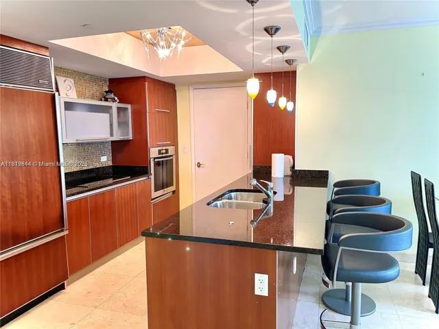 at 17201 Collins Ave, Sunny Isles Beach, FL 33160 Unit For Rent 2 Bedrooms 2 Bathrooms MLS# A11819844 Price $5,650 1396