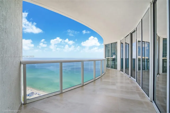 at 17201 Collins Ave, Sunny Isles Beach, FL 33160 Unit For Rent 2 Bedrooms 2 Bathrooms MLS# A11819844 Price $5,650 1396