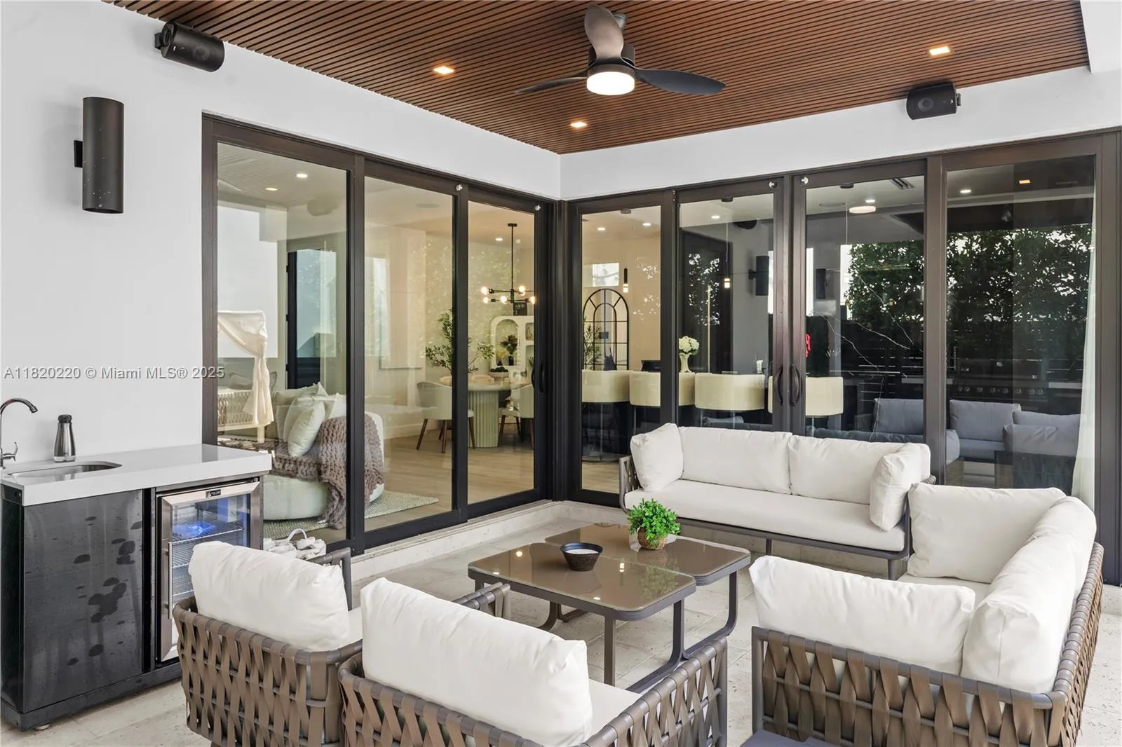 550 Nw 42nd St, Miami, Florida 33127, Miami, Florida 33127, 6 Bedrooms Bedrooms, ,5 BathroomsBathrooms,Residential Lease,For Rent,550 Nw 42nd St, Miami, Florida 33127,A11820220