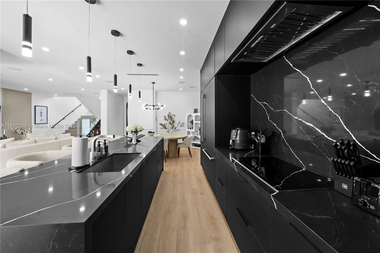 550 Nw 42nd St, Miami, Florida 33127, Miami, Florida 33127, 6 Bedrooms Bedrooms, ,5 BathroomsBathrooms,Residential Lease,For Rent,550 Nw 42nd St, Miami, Florida 33127,A11820220