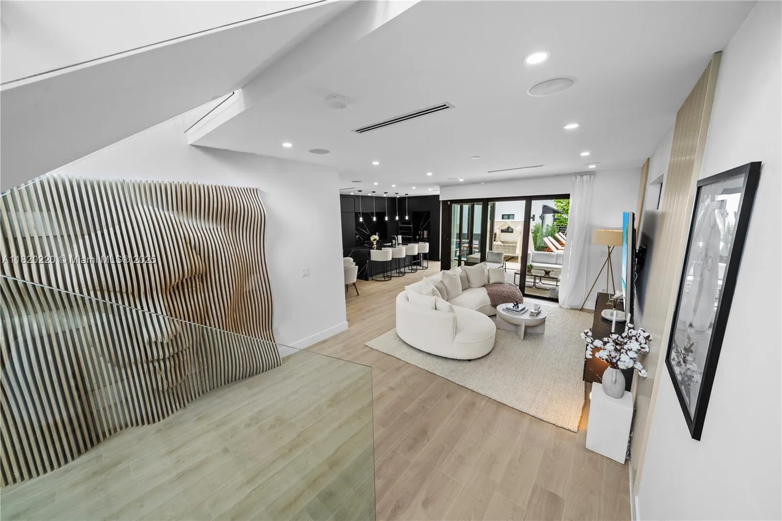 550 Nw 42nd St, Miami, Florida 33127, Miami, Florida 33127, 6 Bedrooms Bedrooms, ,5 BathroomsBathrooms,Residential Lease,For Rent,550 Nw 42nd St, Miami, Florida 33127,A11820220